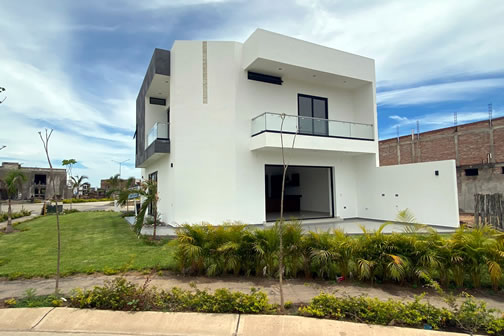 74/02 Maralto 1812. Maralto Residencial, Mazatlán.